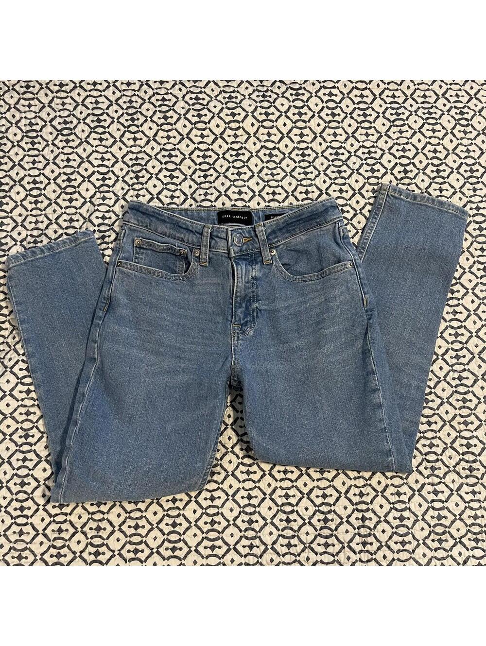 Free Assembly Jeans Youth Girls Size 10 Relaxed Taper Stretch